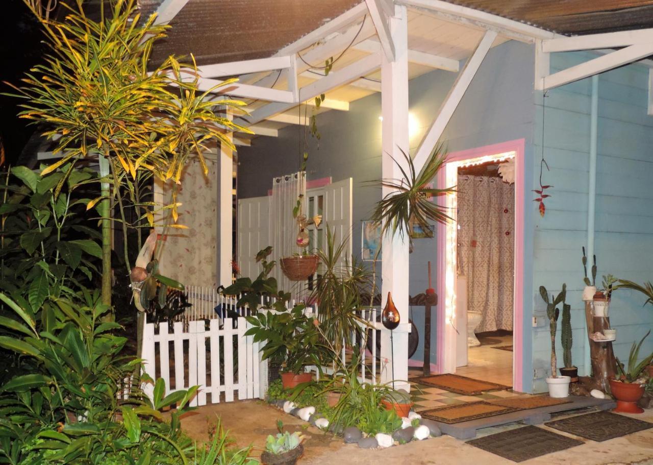 Rosa Lodge กาอุยตา ภายนอก รูปภาพ