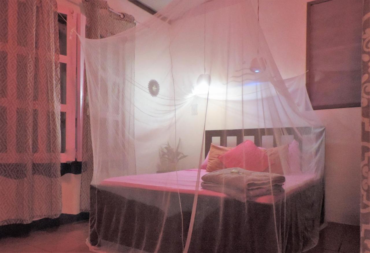 Rosa Lodge กาอุยตา ภายนอก รูปภาพ